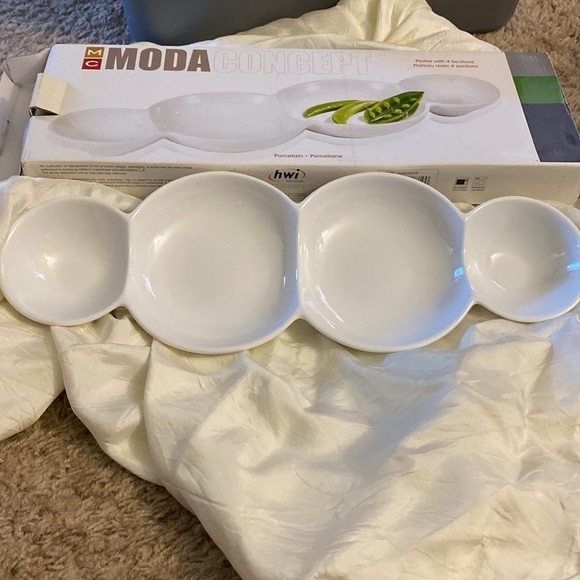 SOLD Moda Concept - Platter with 4 Sections - Picture 8 of 8